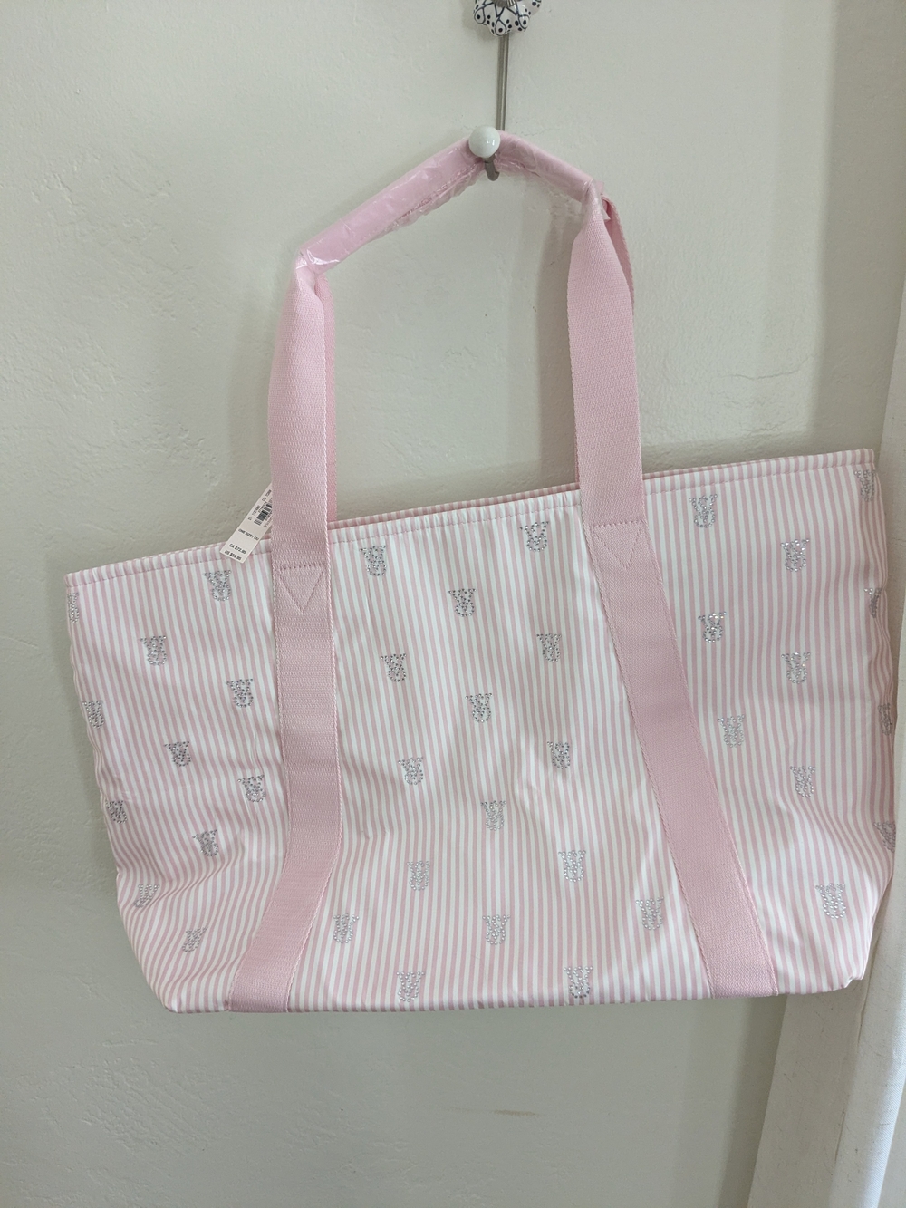 New VS Weekender Bag